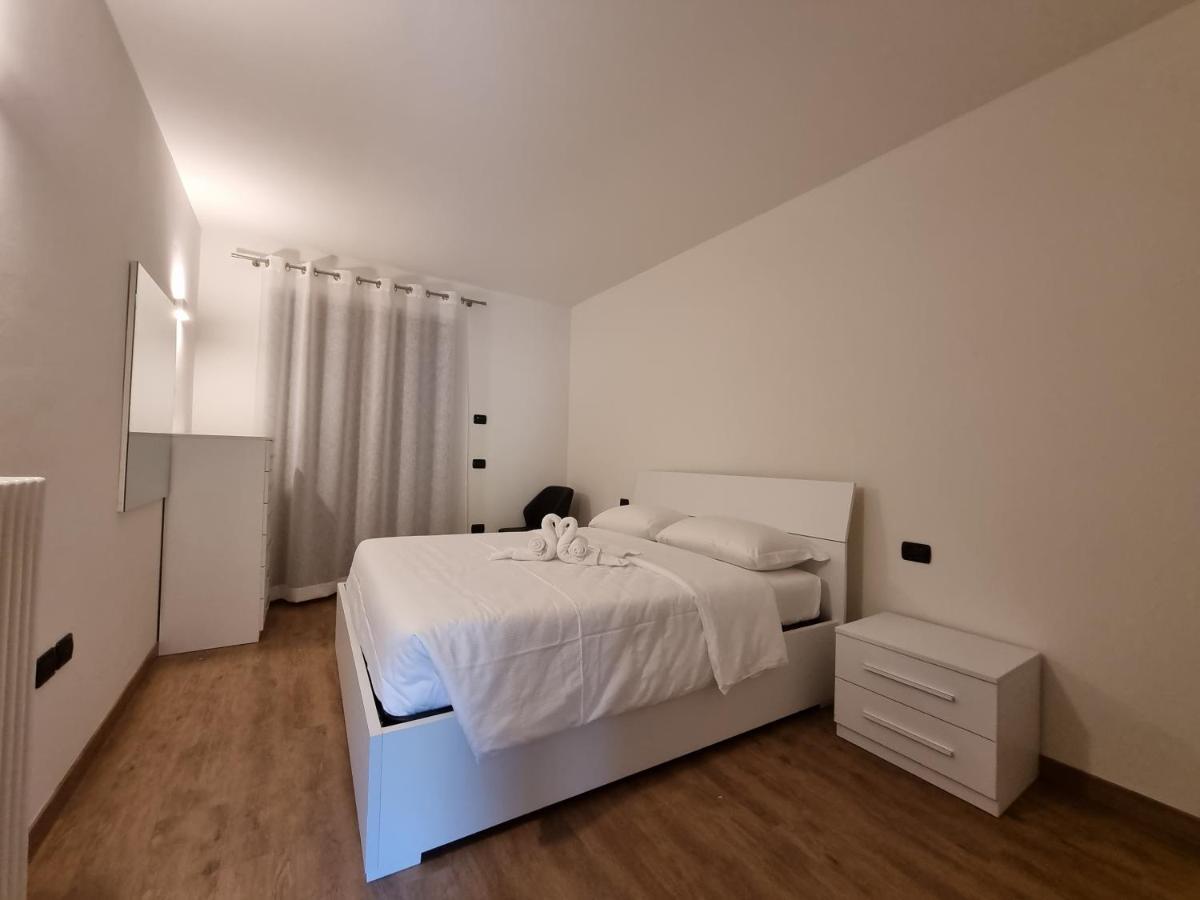 Tenno Appartamenti Garda Lake Eksteriør billede