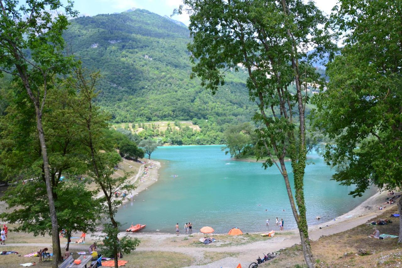 Tenno Appartamenti Garda Lake Eksteriør billede