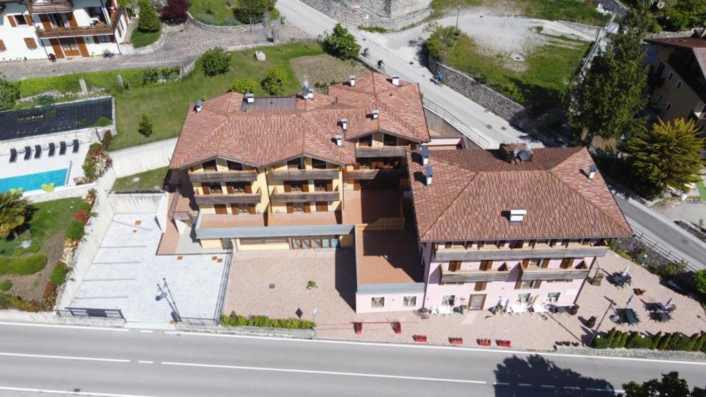 Tenno Appartamenti Garda Lake Eksteriør billede